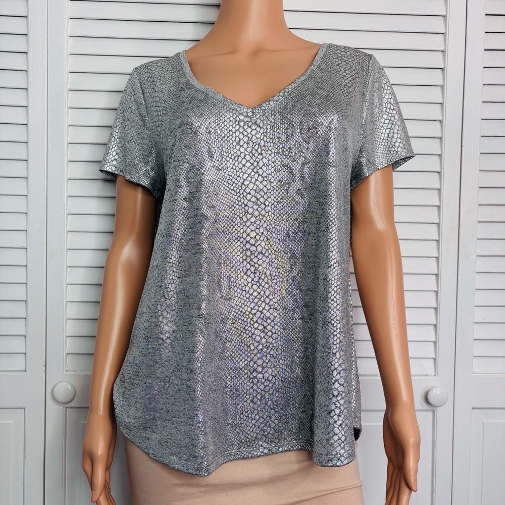 New WHITE HOUSE BLACK MARKET Silver Metallic V-Neck Blouse Size Large